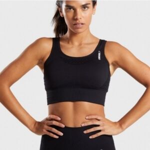 Gymshark Energy Seamless  Crop Top Sports Bra- Black